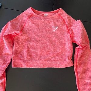 long sleeve cropped gymshark top